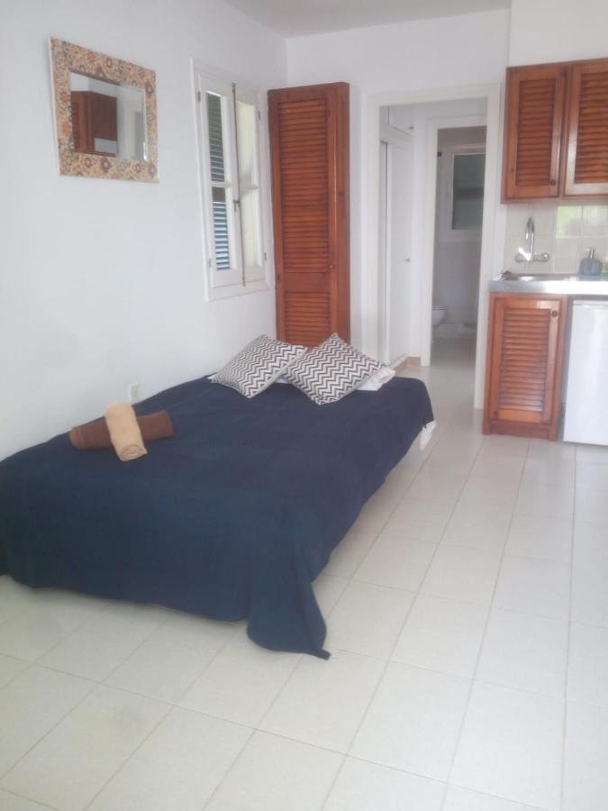Apartamentos Playa Park Brisas Son Xoriguer Cala' en Bosch Bagian luar foto