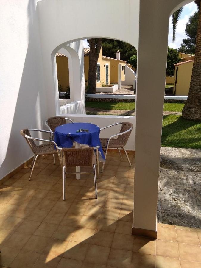 Apartamentos Playa Park Brisas Son Xoriguer Cala' en Bosch Bagian luar foto